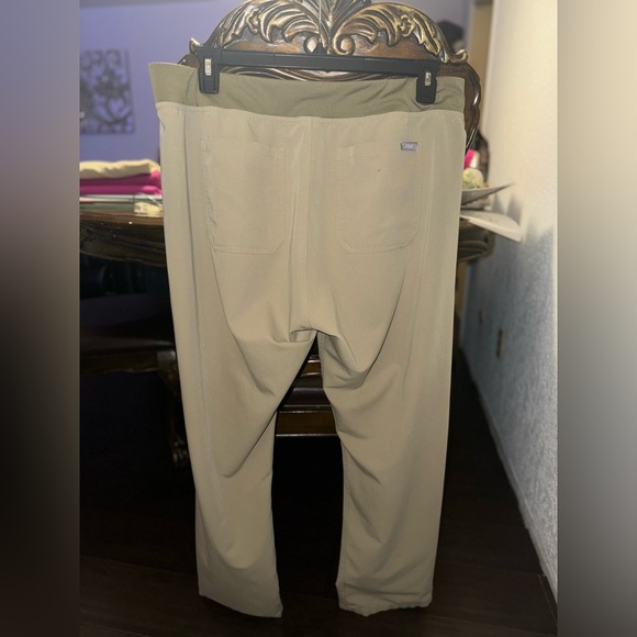 FIGS Scrub Set - Picture 6 of 6